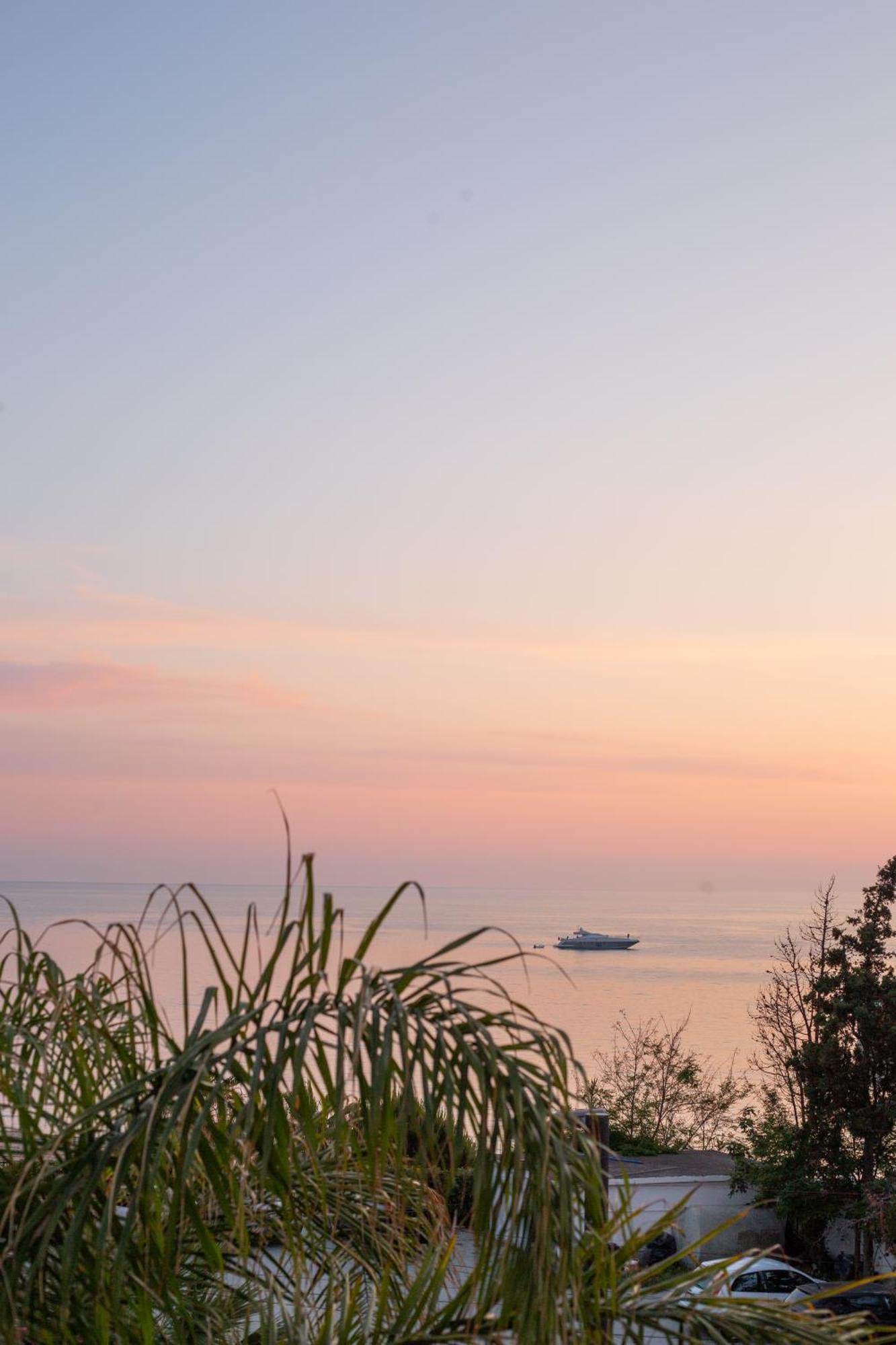 White Hill Hotel, Spa & Conferences Durres Luaran gambar